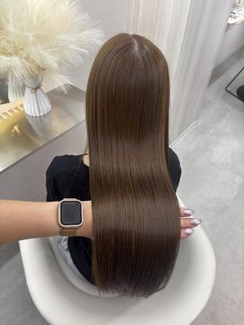 ラビス 池袋(Lovis) 《鳥越》イメチェンヘア/ホワイトブロンド/外はねボブ/韓国/池袋