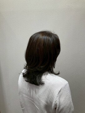 アクセ アッシュブラック＊大人可愛いくびれヘア＊ミディアムレイヤー