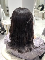 エクララ(eclala)&nbsp;ねじりハーフツイン お呼ばれ 推し活 ヘアセット