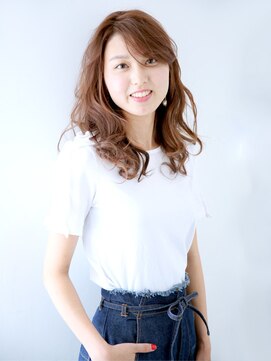 ビーグレイス 計算づくのニュアンシーミディ×30代大人っぽスタイリング