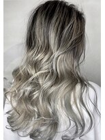 エッジ 下北沢(edge.)&nbsp;edge.下北沢/ハイライトバレイヤージュグレージュカラー☆