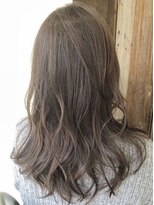 デッカソウル 茨木店(Ｄｅｃｃａ Ｓｏｕｌ)&nbsp;ナチュラルなグレーマットのミディアムロング