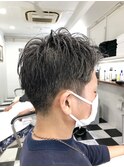 メンズショート　マッシュ　センターパート　メンズパーマ