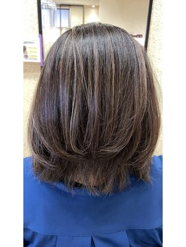 エイチ エアー ダヴ H air DAV調布北口 白髪ぼかしハイライト