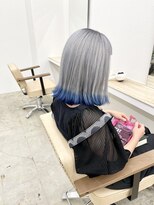 ニュート(Neut )&nbsp;ホワイトグレー×ブルーデザイン