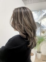 ピープスアンドスー 表参道 渋谷(Peeps&Suu.) 外国人風ハイライトバレイヤージュ_レイヤー_ダブルカラー白髪