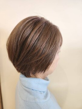 アウラニヘアーリゾート(AULANI Hair Resort) ハイライト×白髪ぼかし