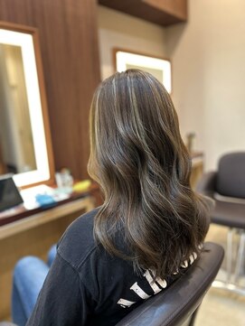 アリレイナ 衣笠店(ARIREINA) ナチュラルハイライト