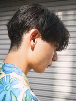 ナリバイバロレ(nari by Valore)の写真/【メンズ髪質改善が叶うサロン】男性の髪質を熟知した[nari]だからこそ創れるナチュラルなストレートヘア☆