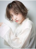 暖色系カラー小顔補正カットくせ毛風ショートボブu越谷30代40代