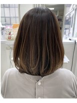 アルターシェリー(aL-ter che'rie)&nbsp;内巻きボブクラゲヘアー/小顔/ココアベージュ/オリーブグレー