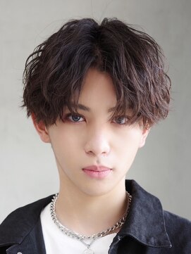 フィフス トウキョウ (fifth TOKYO) 渋谷シャドウパーマメンズカットルーズパーマセンターパートヘア