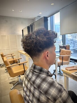 エル バイ ゼノン ビューティー(L by ZENON BEAUTY) メンズパーマスタイル