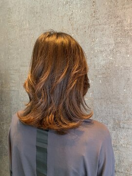 フラッシュ ヘアーアンドスキン(Flash hair&skin) ミディアム♪20代30代40代似合わせ小顔カット