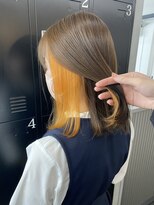 アドラ(ADLLA)&nbsp;イヤリングカラー × オレンジ ×ミルクティーベージュ