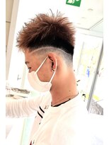 オルロバイイザ(ORLO by IZA)&nbsp;フェードカット×ハイトーンベージュ