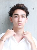 クセ毛風パーマのデコだしハイライトスタイル