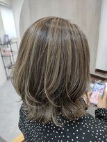 ラナ シッポウ(Lana SHIPPO)&nbsp;白髪ぼかし＋デザインハイライト