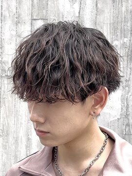 フィフス トウキョウ (fifth TOKYO) 渋谷メンズパーマ波巻きスパイラルパーママッシュウルフカット