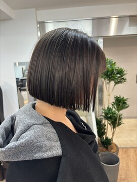 ジエクト ヴィシア(The Ect VIXIA) 軽めボブ　前下がり　髪質改善ストレート　縮毛矯正　まとまる