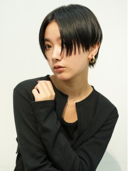 ヴェイン 渋谷(vain)の写真/[カット+3stepTR ¥7700]シンプルで媚びない、芯のある女性を表現するカット。1mmレベルでこだわる感動技術