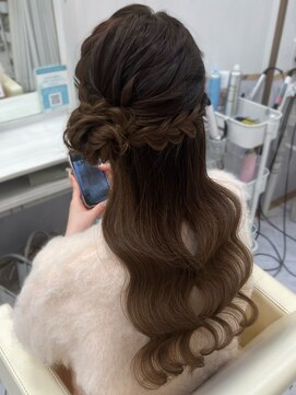 ヘアセットアリエス(aries) くるみちゃんヘア