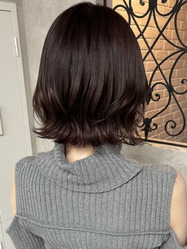 ルノン(LUNON) イメチェンヘアスタイルホワイトブロンド外ハネボブ美髪のススメ