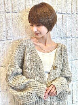 チェルシー CHELSEA 大人美人ショート