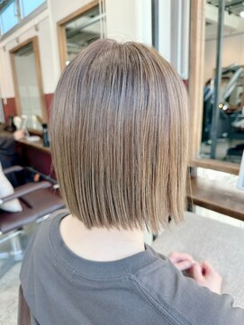 ルーファス 恵比寿 渋谷(Ruufus) 40代50代切りっぱなしボブ/恵比寿渋谷/白髪ぼかしハイライト2506