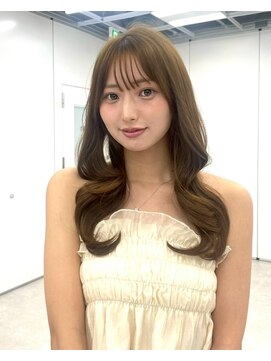 ユーフォリア 新宿通り(Euphoria) ザクザクレイヤー/ハッシュカット/韓国レイヤー/くびれ