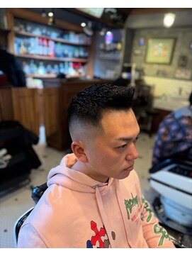 サワーズ 西新井店(SAWAS) ミドルフェード/ブリーチ/メンズ/キッズカット/ハイライト