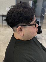 リオールバイニアウ(RE:ALL by Niau)&nbsp;MEN’S HAIR/サーフカール/刈り上げセンターパート/新田