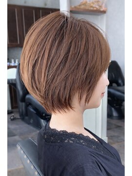 ザ シー 橋本(The C) 20代30代40代50代ナチュラル大人可愛いレイヤーショートボブ