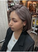 クールなグレージュボブ