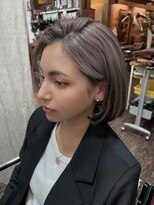 ラヴ(Lab)&nbsp;クールなグレージュボブ