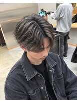 ノーマ(no-ma)&nbsp;【センターパート】直毛・毛流れが出にくい方に