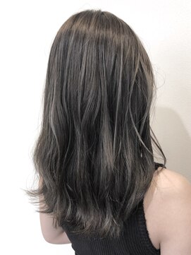 レガロヘアアトリエ(REGALO hair atelier) ピカラ/ハイライト/ローライト/アッシュグレー【水戸/赤塚】