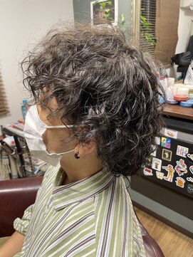 ヨシカット(Yoshi_cut) ウルフベースの波巻きスパイラル