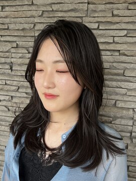 ハイバレーヘアーメゾン(HIGH VALLEY HAIRMAISON) 韓国レイヤー顔周りカット小顔カット艶髪ロングレイヤー