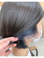 セム(sem)&nbsp;インナーカラーダークブルーイヤリングカラーミニボブ