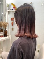 ラッシュグラス(Rush grass) 外はねグラデーションカラーピンクベージュ