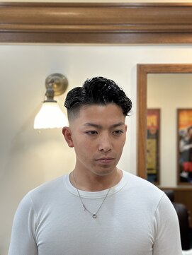 ローカルカットクラブ(Local Cut Club) 日本橋シチサンフェード