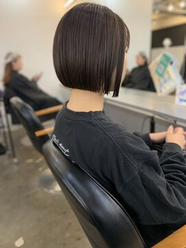 エレノア 藤沢(Eleanor) 【ミニボブ】すっきりコンパクトな上品ボブ [藤沢/藤沢駅]