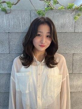 ティーヘア(t.hair) 大人可愛い巻き髪スタイル/2wayシースルーバング/髪質改善カラー