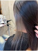 ベージュインナーカラー大人可愛い透明感イヤリングカラー