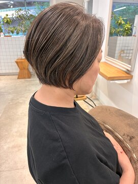 トリート 千葉店(TREAT) ショートボブ/白髪馴染ませカラー/大人ショート/大人カラー