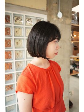 シゼン(SHIZEN) おさまりの良い丸みボブ