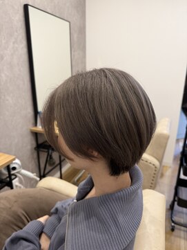 アフィネ ヘアライフデザイン(Affiner HAIR LIFE DESIGN) 可愛いグレーな透明感