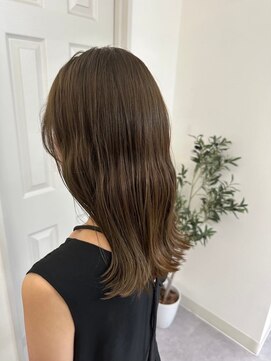 フレイムス ヘアアンドリラックス 大宮東口店(Frames) セミロング30代40代ストレートレイヤー前髪なし前髪あり大宮