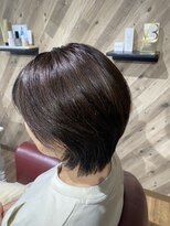 ルネッサンスヘアー ラファエロ(RAFFAELLO)&nbsp;アッシュブラウン　艶々グレーカラー　ヘッドスパで頭皮ケア